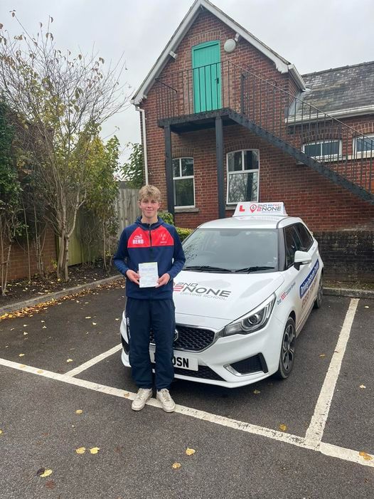 driving lessons salibury 